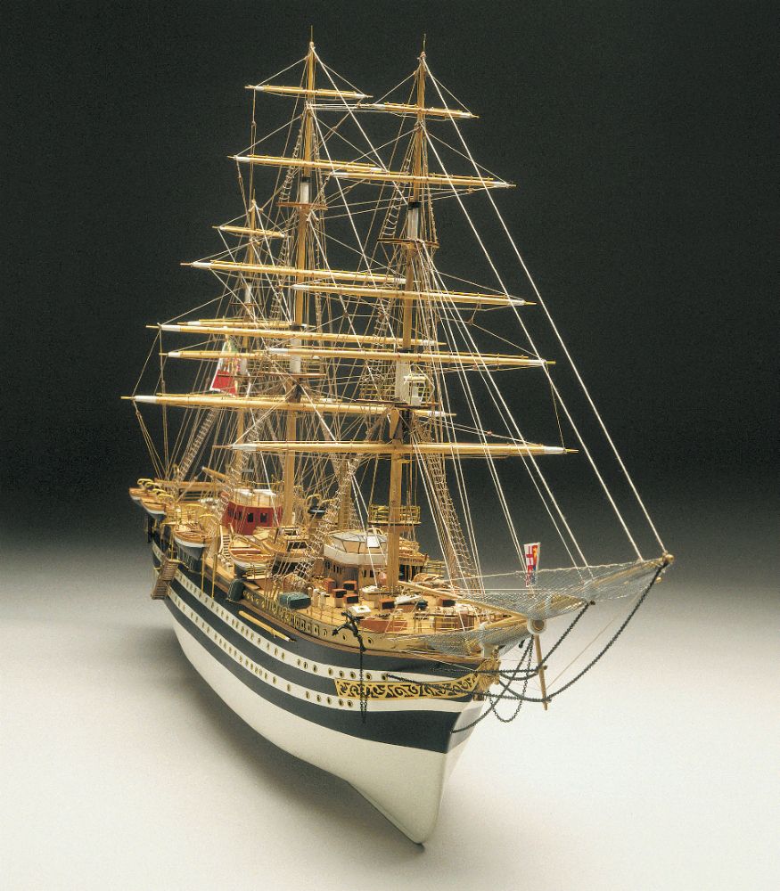 Amerigo Vespucci Model Boat Kit - Panart