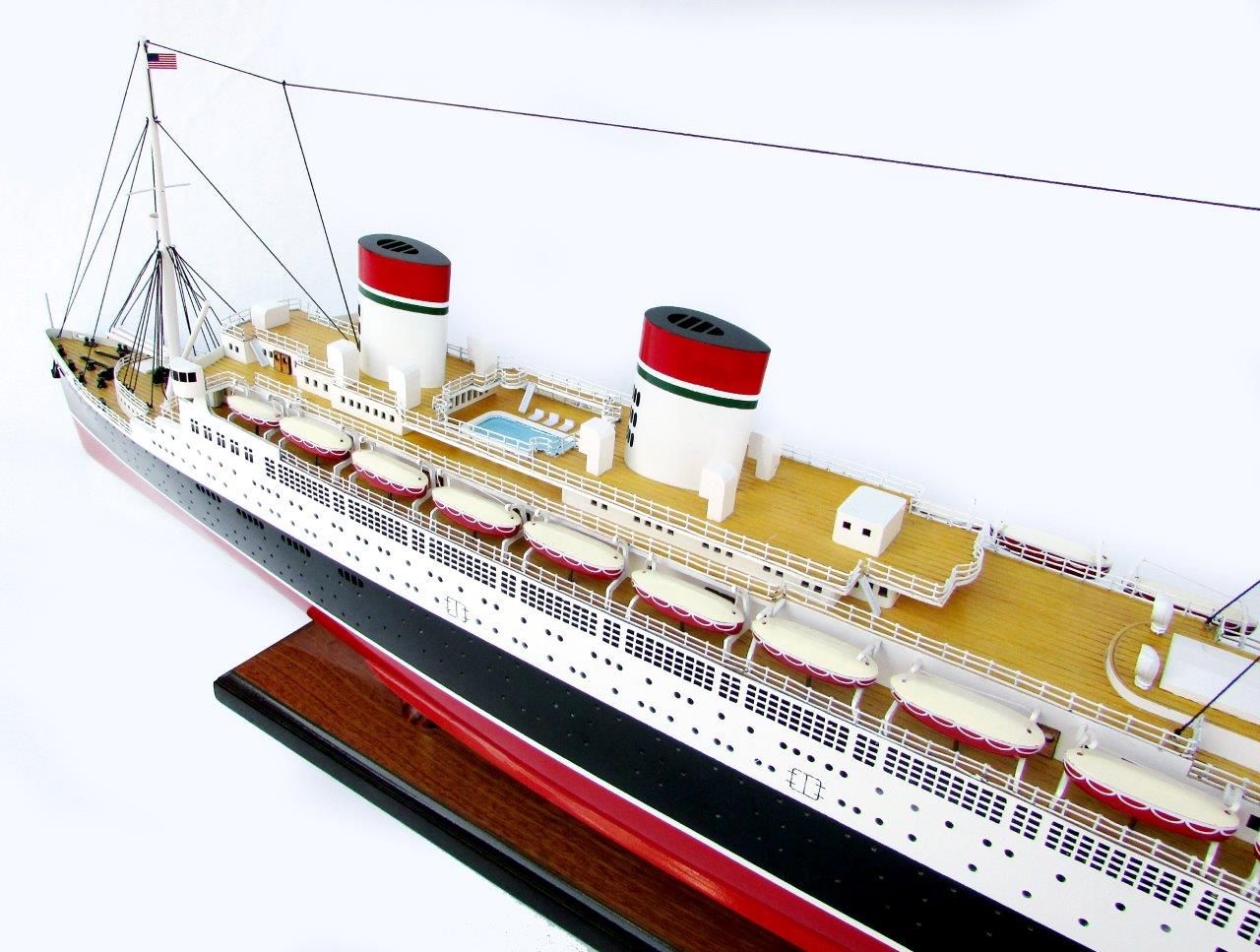 1986-11678-Conte-Di-Savoia-ship-model.jpg