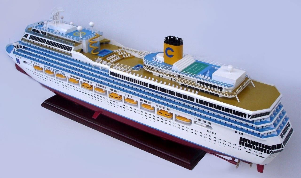 1987-11686-Costa-Fortuna-wooden-model-boat.jpg