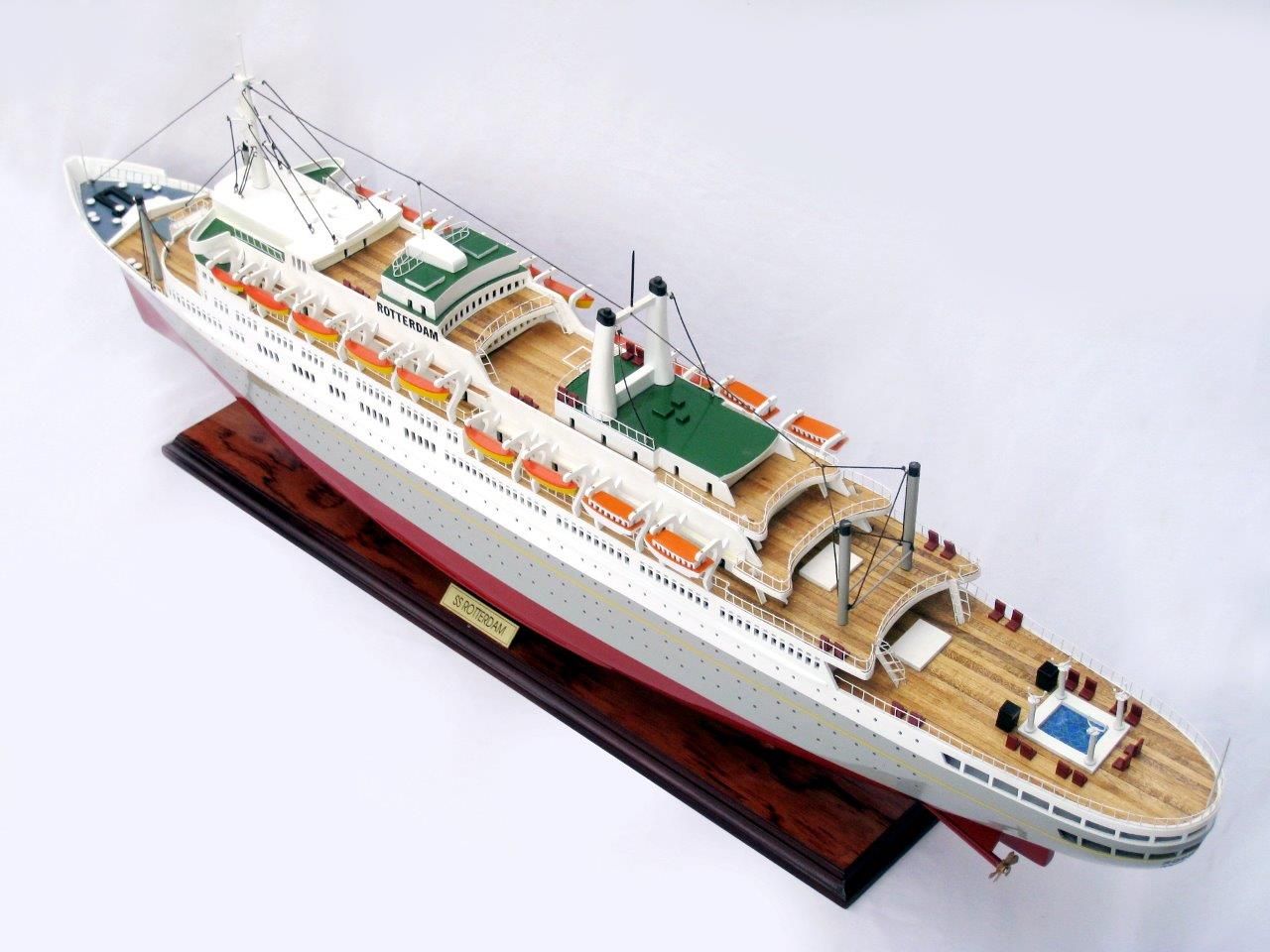 2024-11906-SS-Rotterdam-ship-model.jpg