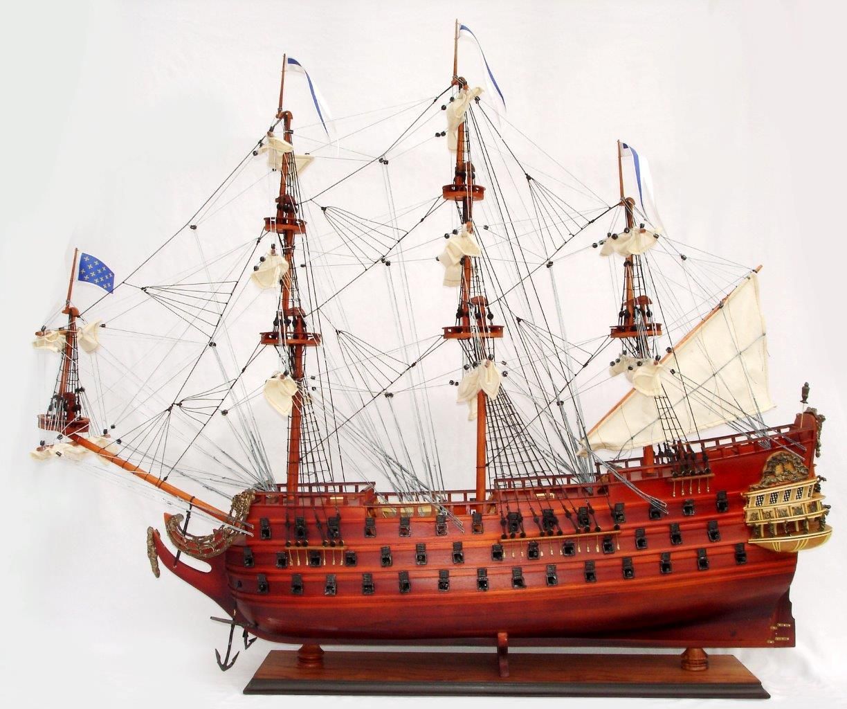 2030-11982-Le-Furiex-Model-Ship.jpg