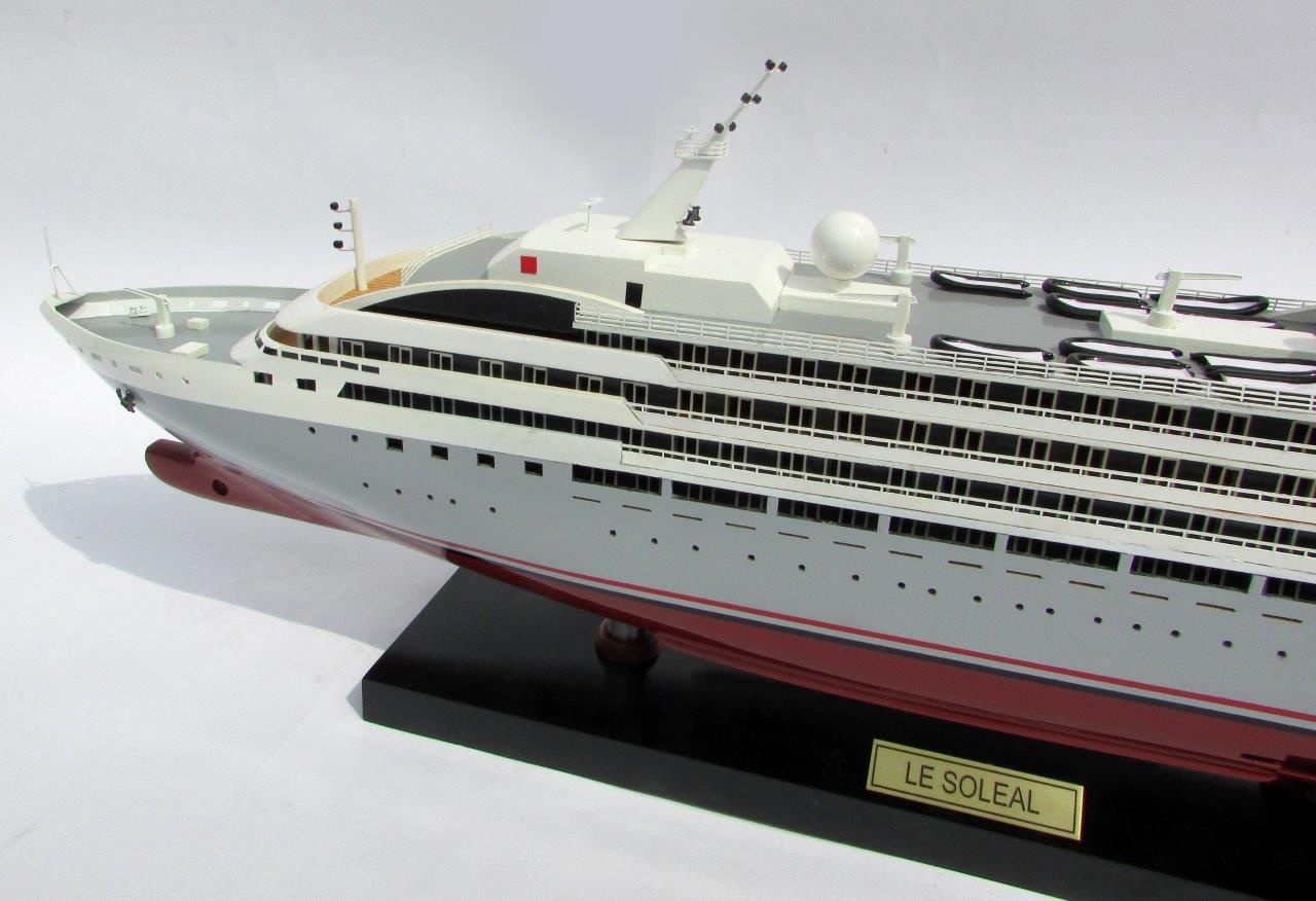 2031-11989-La-Soleal-Wooden-Model-Boat.jpg