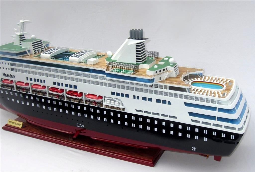 2032-11996-Maasdam.jpg
