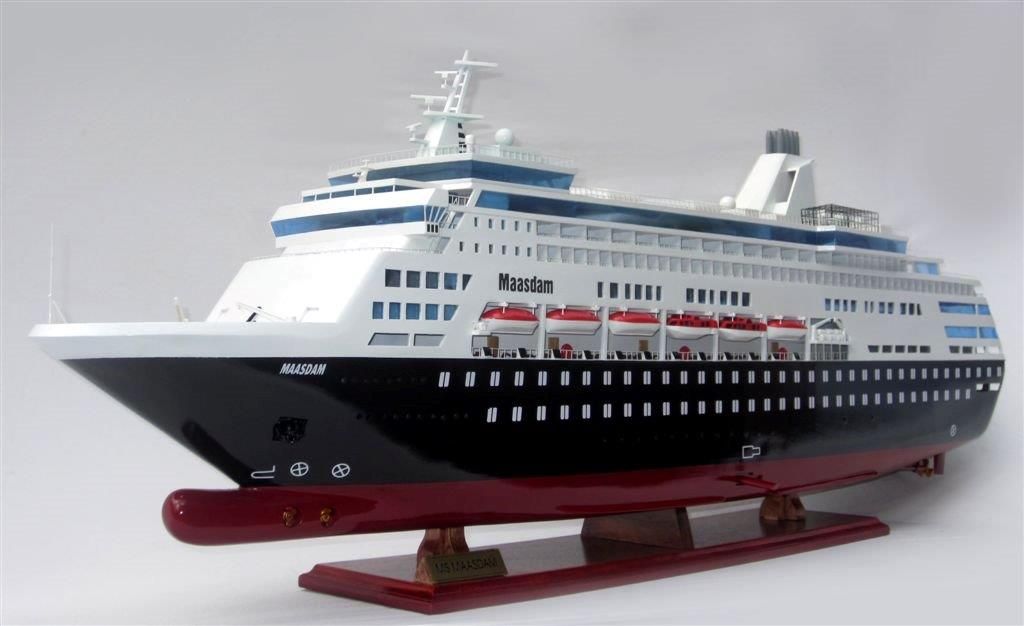 2032-11999-Maasdam.jpg