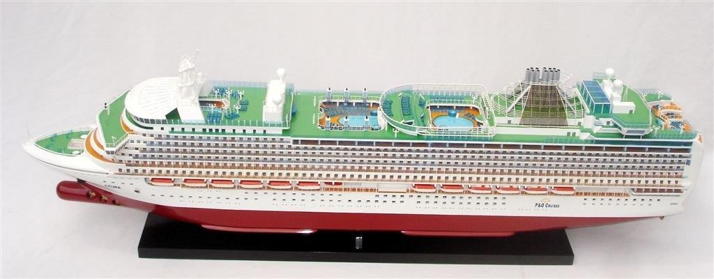 MS Azura Display Ship Model - GN