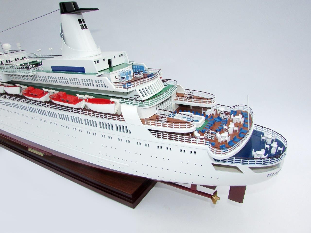 2035-12019-MS-Island-Princess.jpg