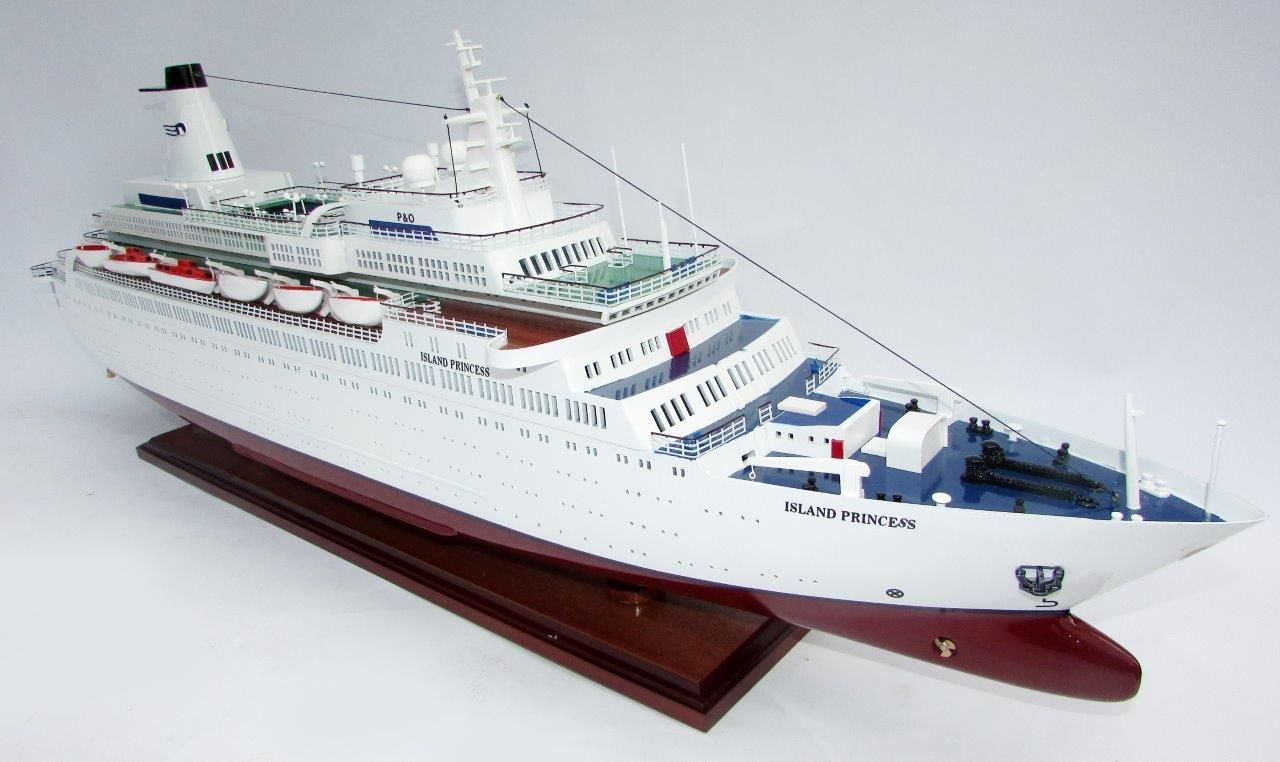 2035-12021-MS-Island-Princess.jpg