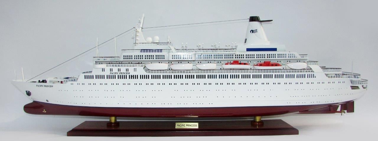 MS Pacific Princess Display Ship Model - GN