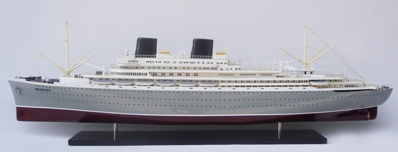 MS Willem Ruys Display Ship Model - GN