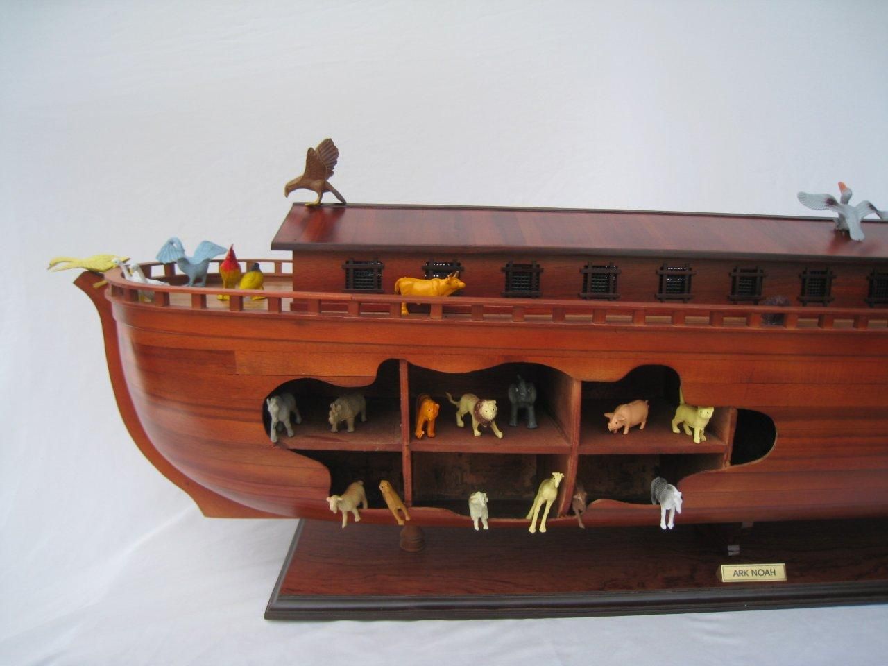 2043-12562-Noahs-Ark-Model-Boat.jpg