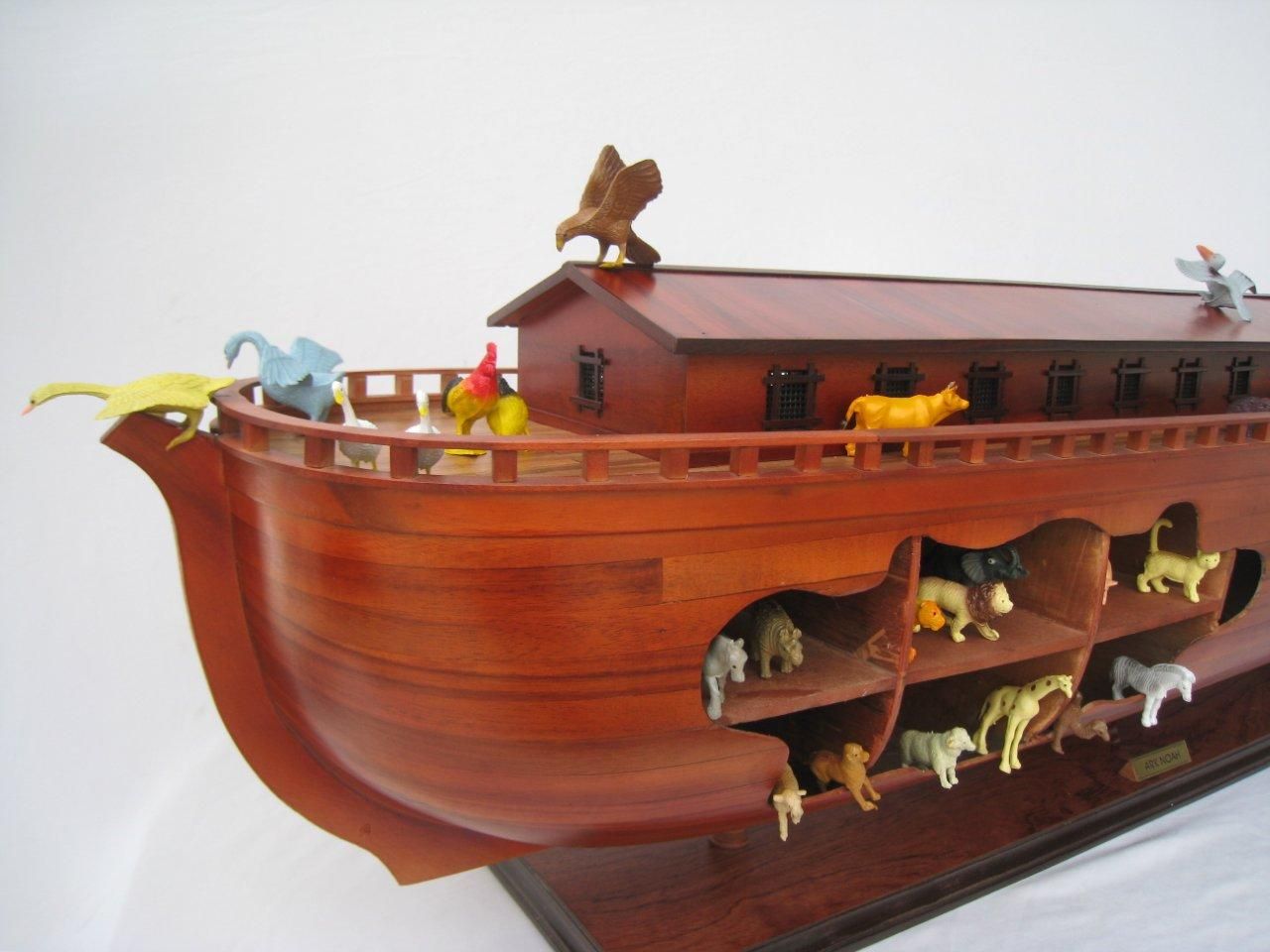 2043-12576-Noahs-Ark-Model-Boat.jpg