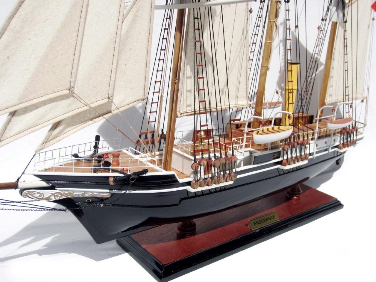 2044-12074-Endurance-Model-Boat.jpg
