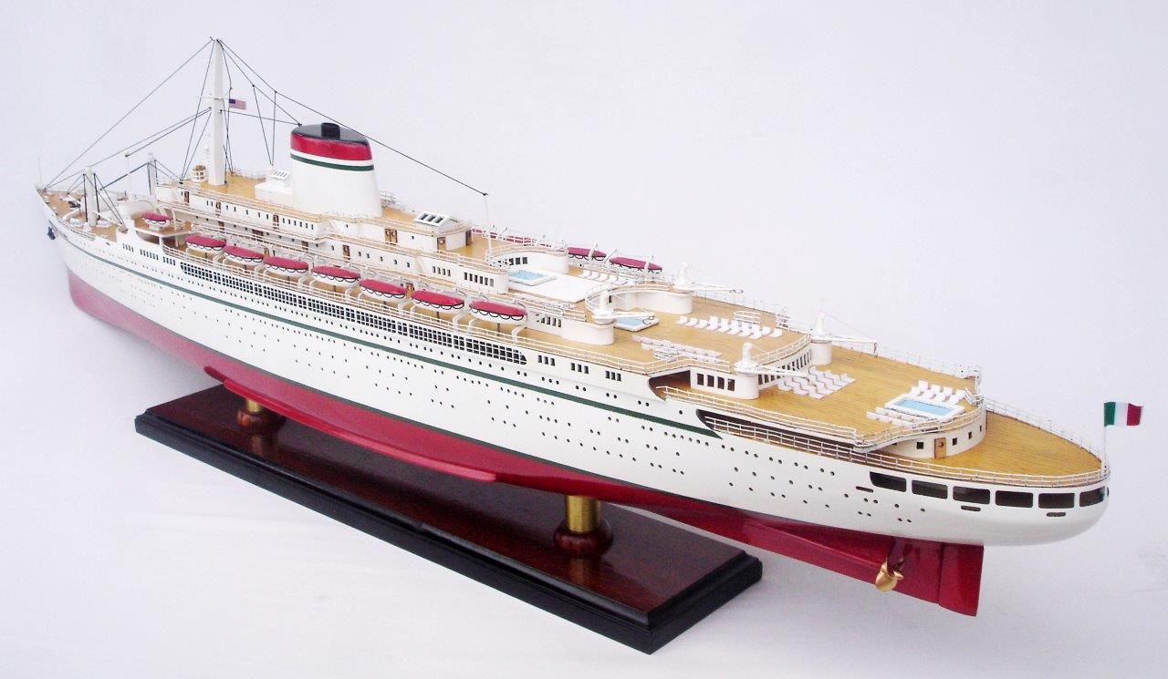 2052-12761-SS-Cristoforo-Colombo-ship-model.jpg