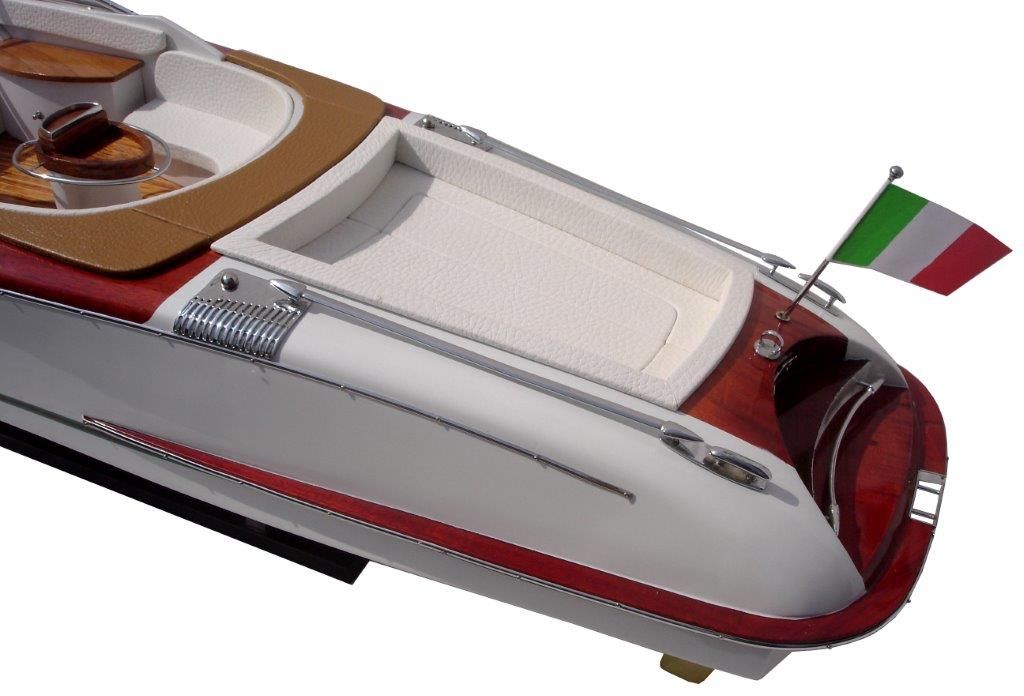 2063-12746-Riva-Aquariva-Gucci-ship-model.jpg
