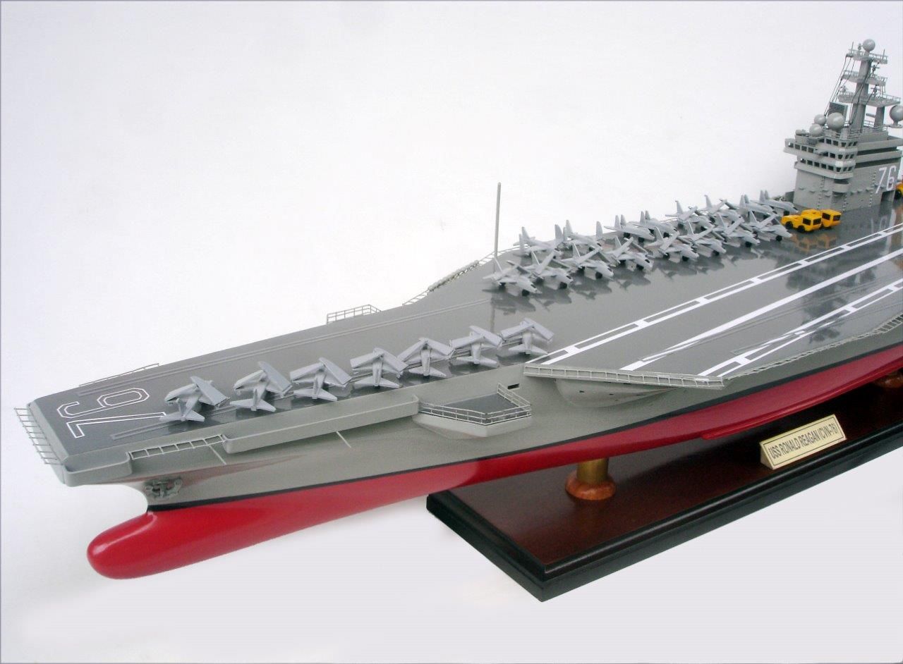 2064-12848-USS-Ronald-Reagan-CVN-76-Model-Aircraft-Carrier.jpg