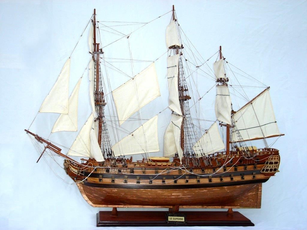Le Superbe with Copper Hull Display Ship Model - GN