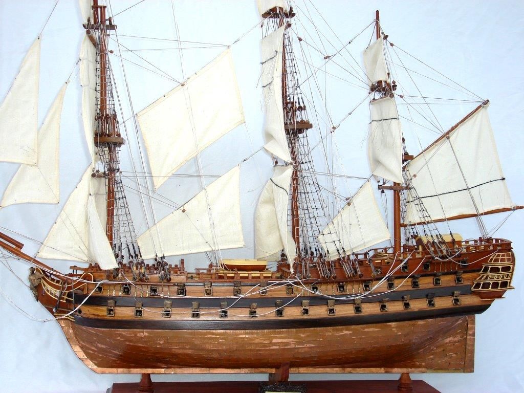 2074-12297-Le-Superbe-Ship-Model-with-Copper-Hull.jpg