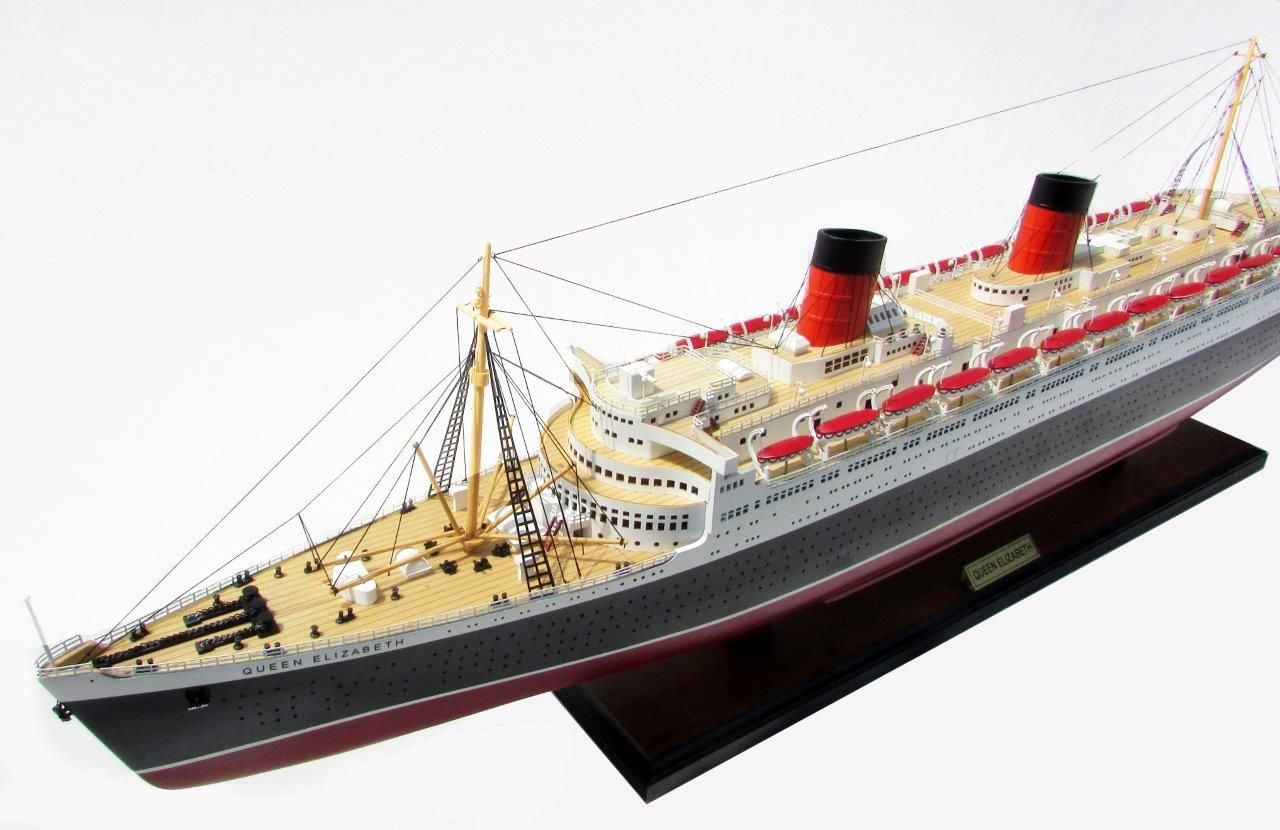 2087-12387-Queen-Elizabeth-Model-Ship.jpg