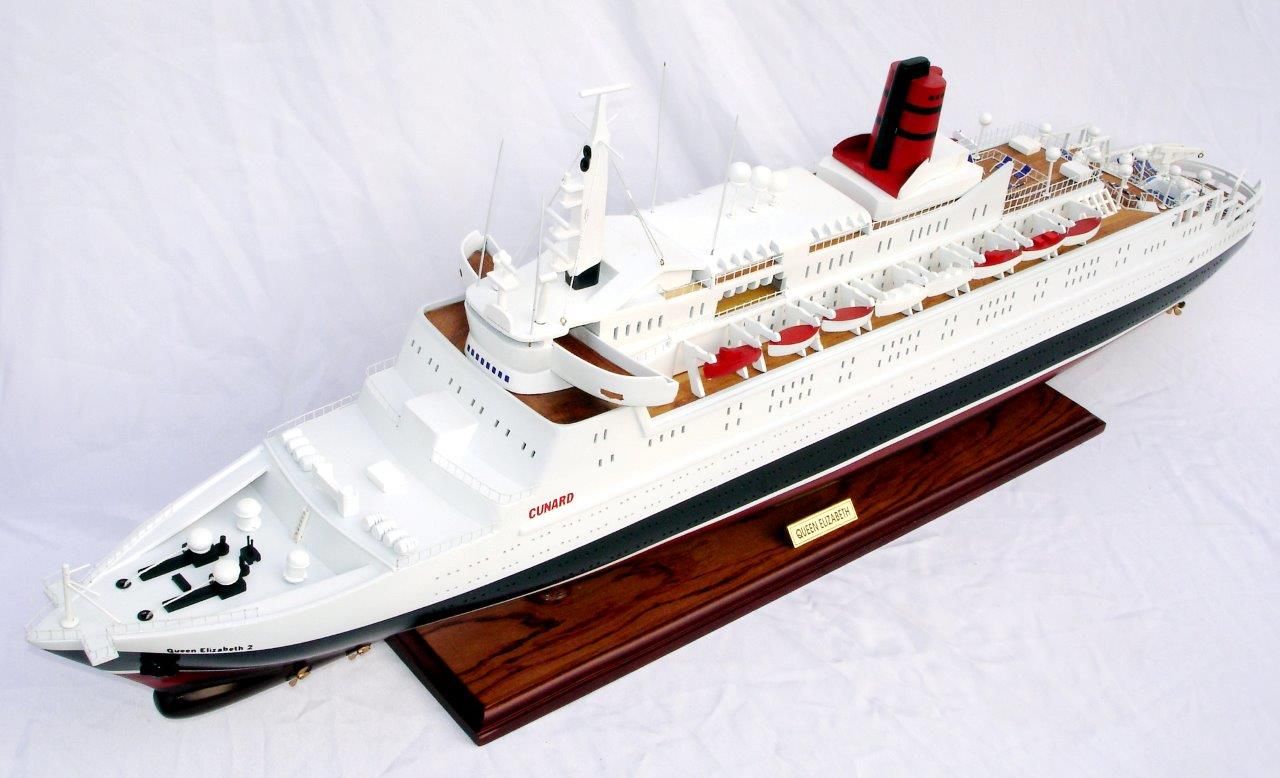 2088-12397-Queen-Elizabeth-2-Ship-Model.jpg