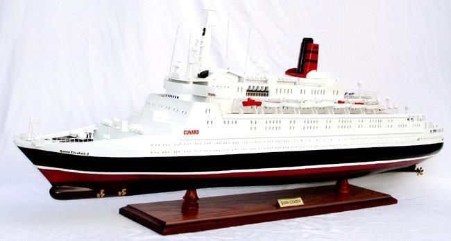 2088-12401-Queen-Elizabeth-2-Ship-Model.jpg