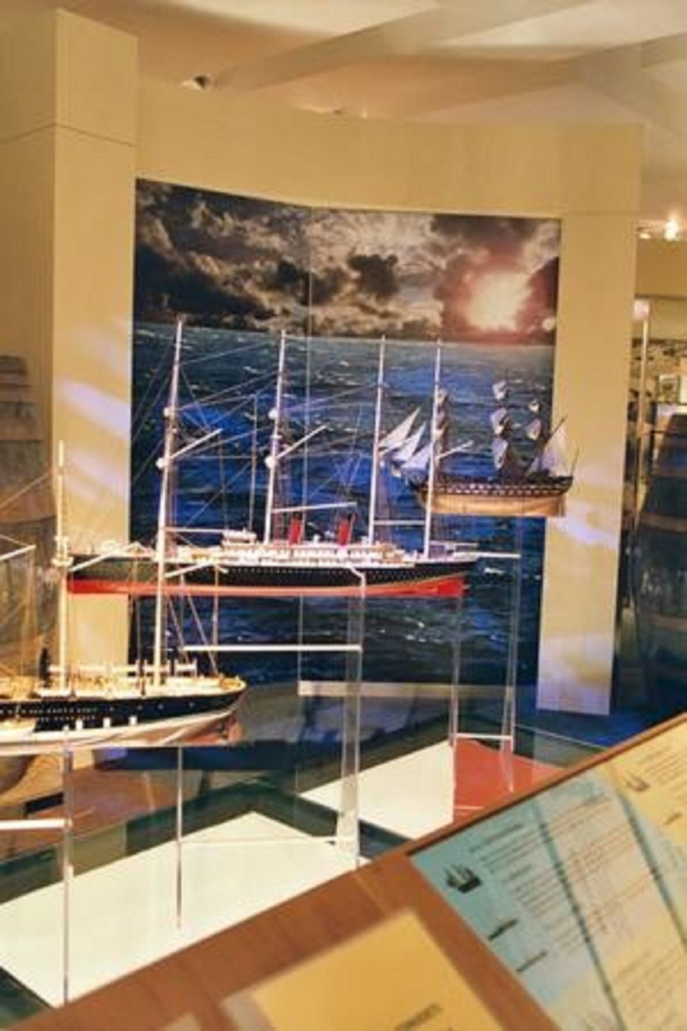 220-7503-La-Normandie-model-ship-Premier-Range.jpg
