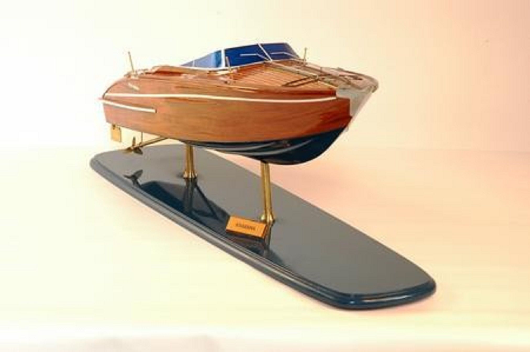 226-7582-Riva-Rama-44-model-boat-Premier-Range.jpg