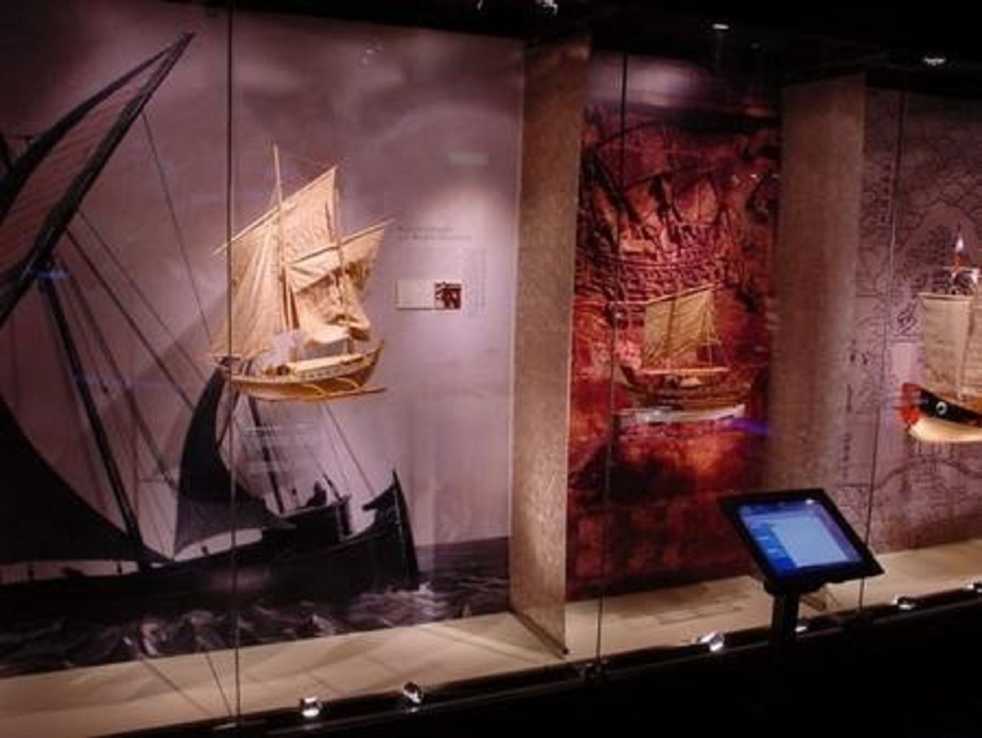 227-7642-Singalese-model-ship-Premier-Range.jpg