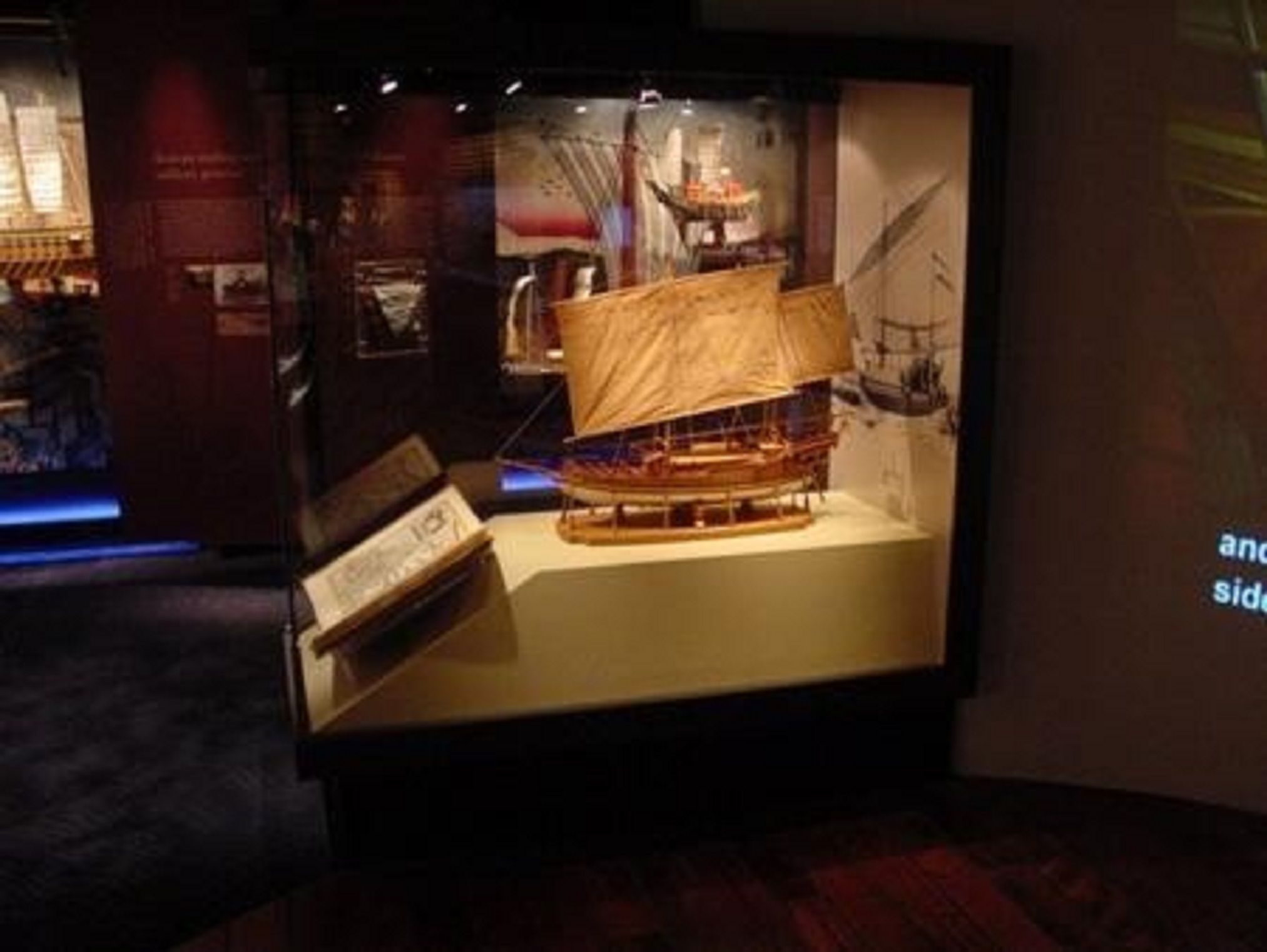 Perahu Display Ship Model - Premier Ship Models
