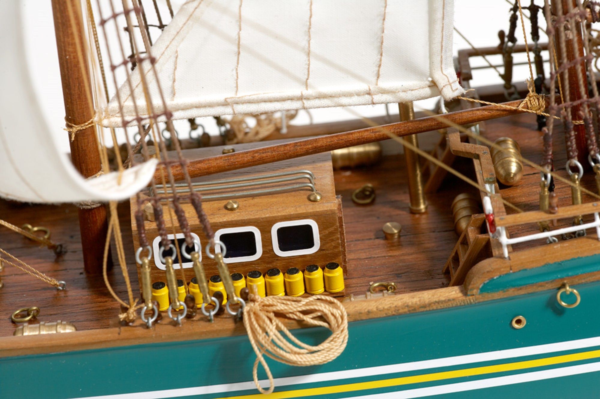 231-6664-Asgard-II-model-ship.jpg