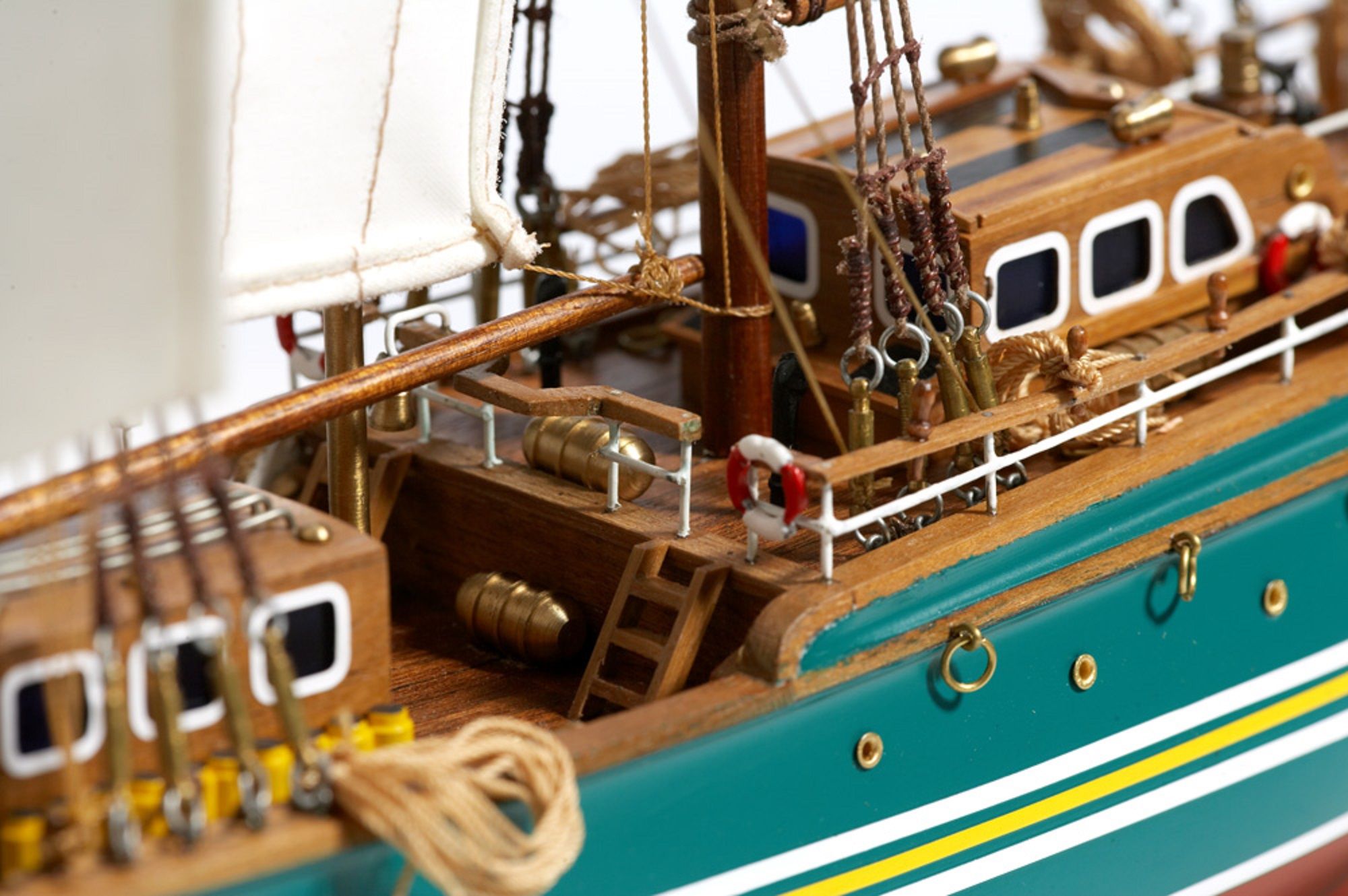231-6665-Asgard-II-model-ship.jpg