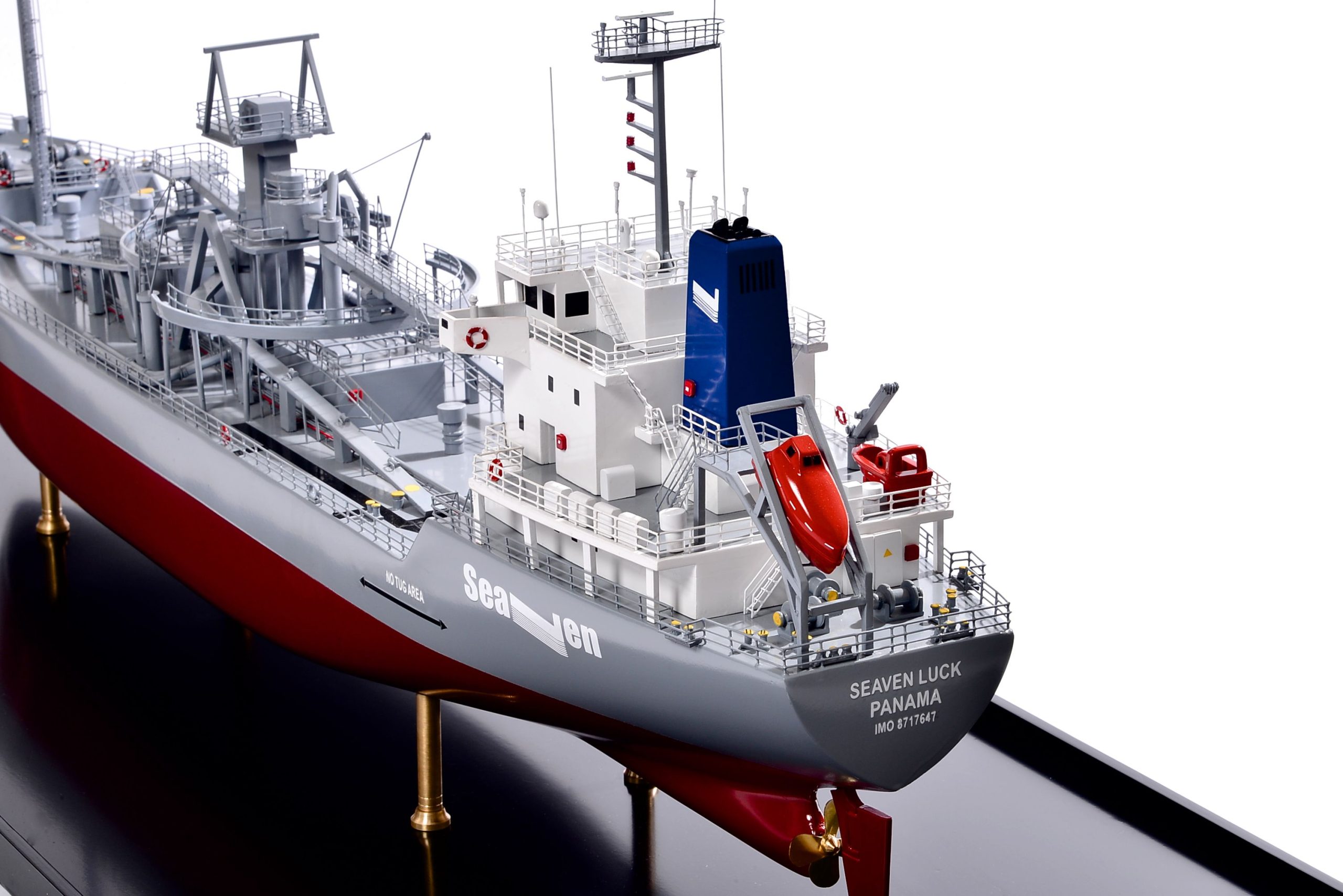 2474-14140-Seaven-Luck-Model-Ship-scaled-1.jpg