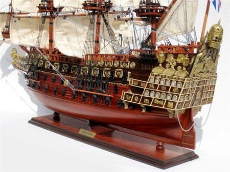 2564-Sovereign-of-the-Seas-Model-Ship-Standard-Range.jpg