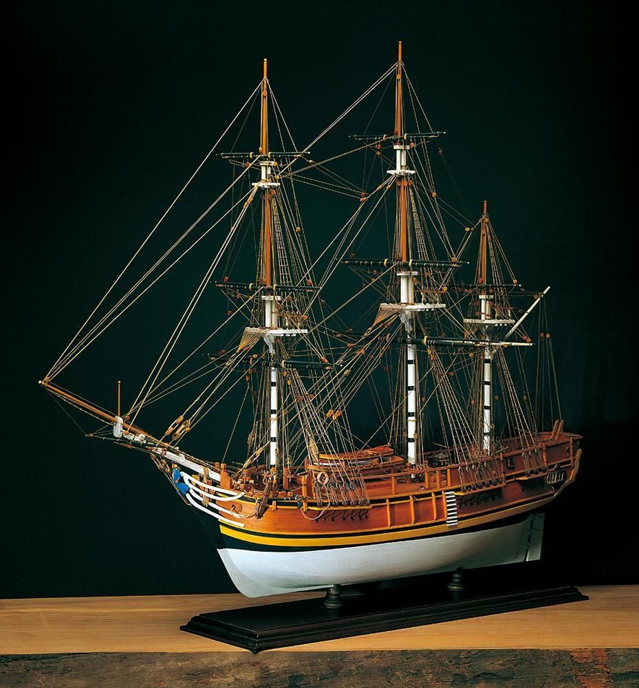 HMS Bounty Model Boat Kit - Amati