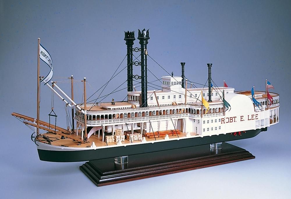 Robert E Lee Model Boat Kit - Amati