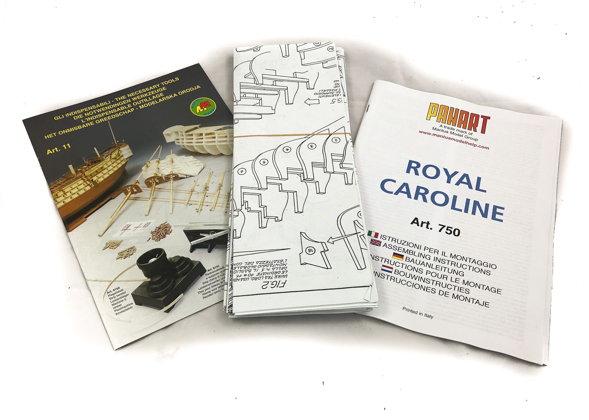 426-13764-Royal-Caroline-Model-Ship-Kit-Panart-750.jpg