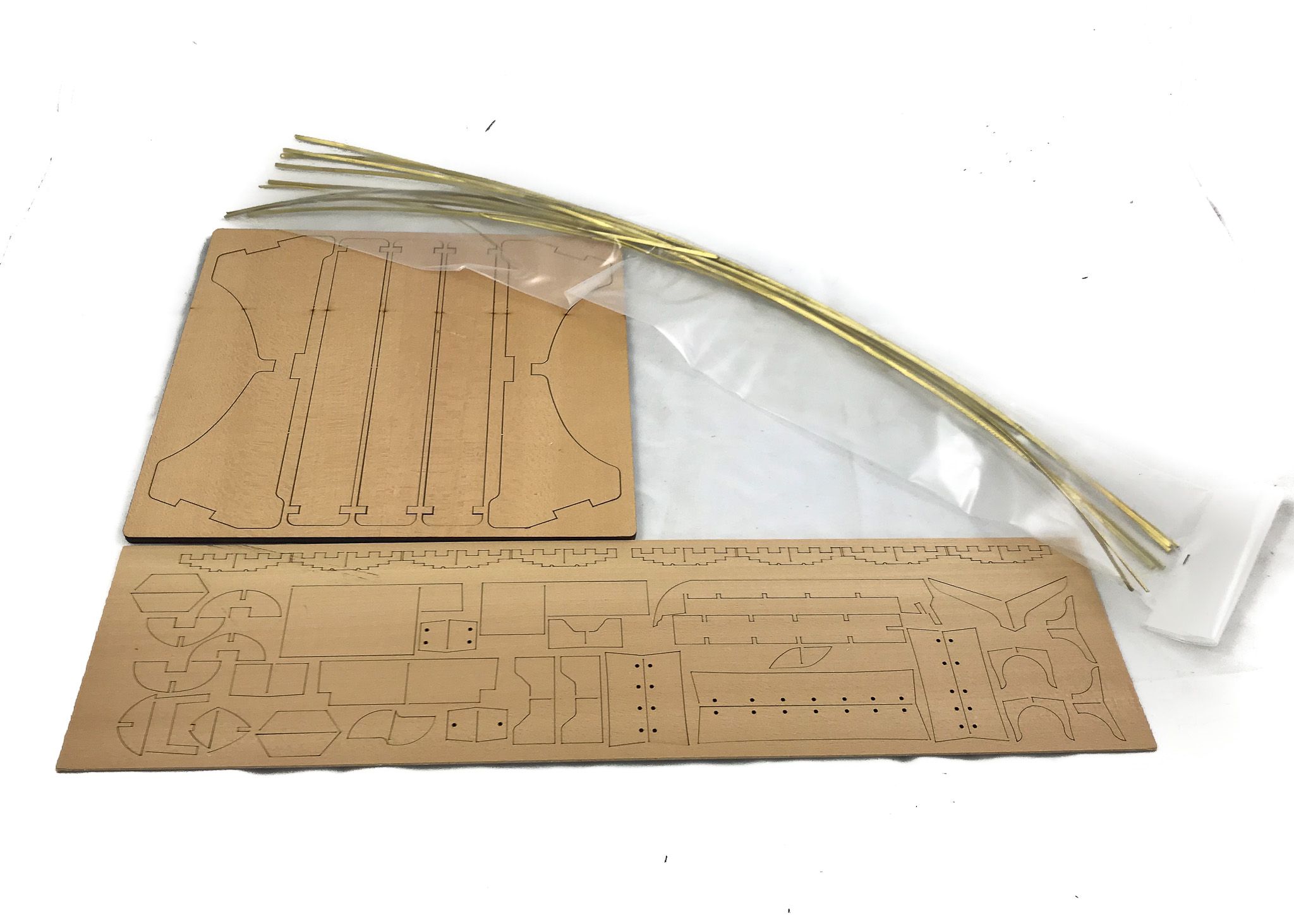 426-13766-Royal-Caroline-Model-Ship-Kit-Panart-750.jpg