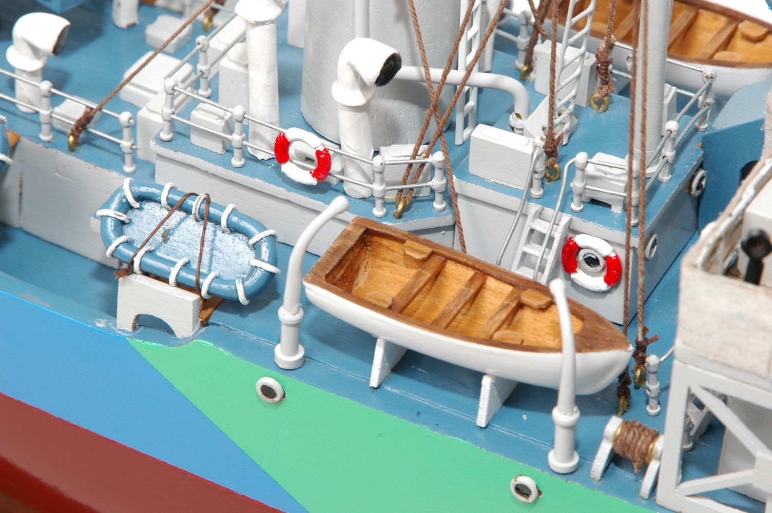 473-8725-Montbretia-Model-War-Ship.jpg