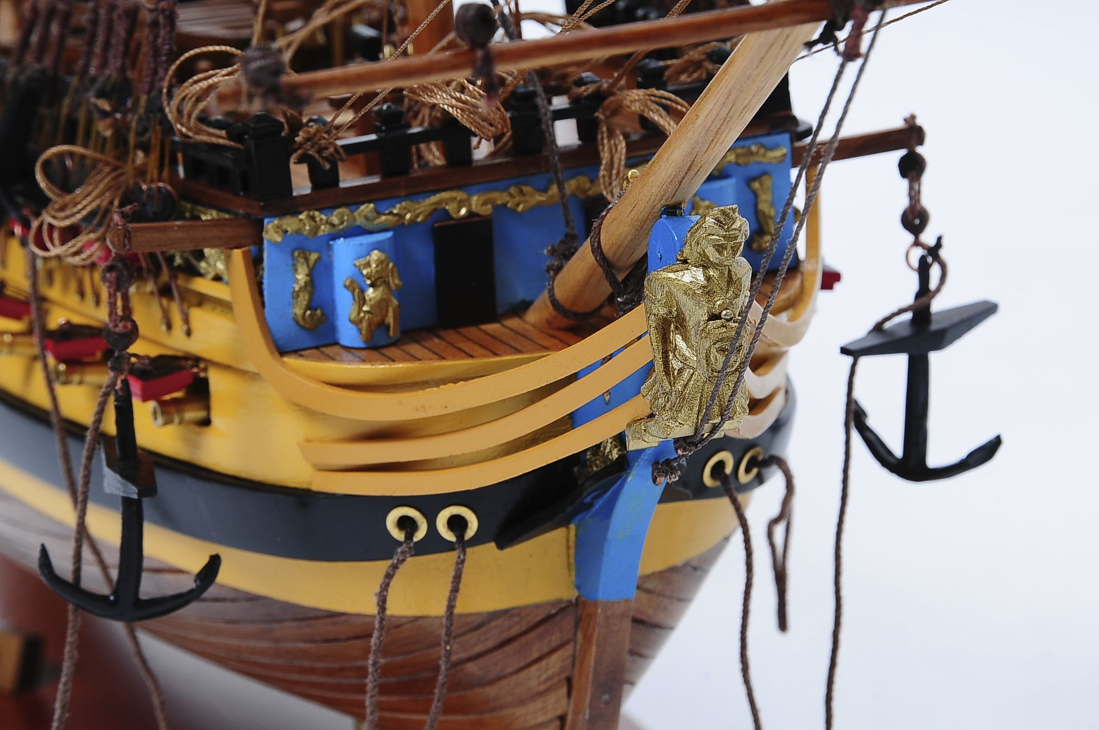 516-6146-HMS-Bellona-Model-Ship-Superior-Range.jpg