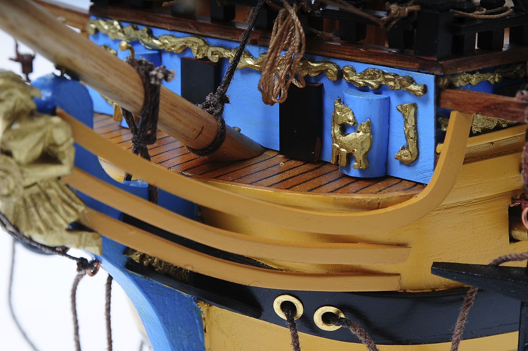 516-6164-HMS-Bellona-Model-Ship-Superior-Range.jpg