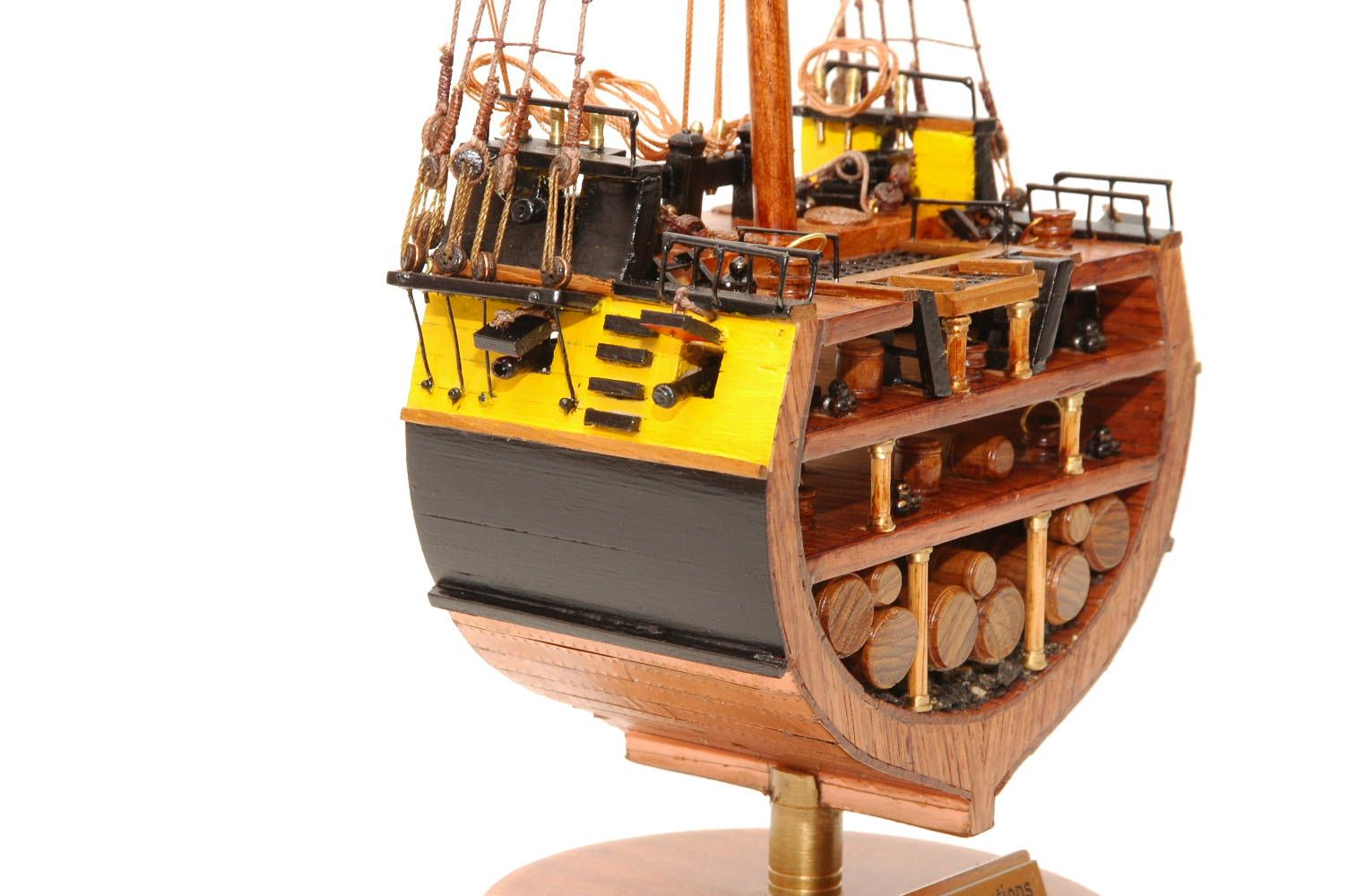 548-8336-HMS-Surprise-Cross-Section-Superior-Range.jpg