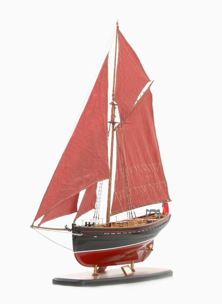 654-6198-Jolie-Brise-Model-Yacht-Premier-Range.jpg