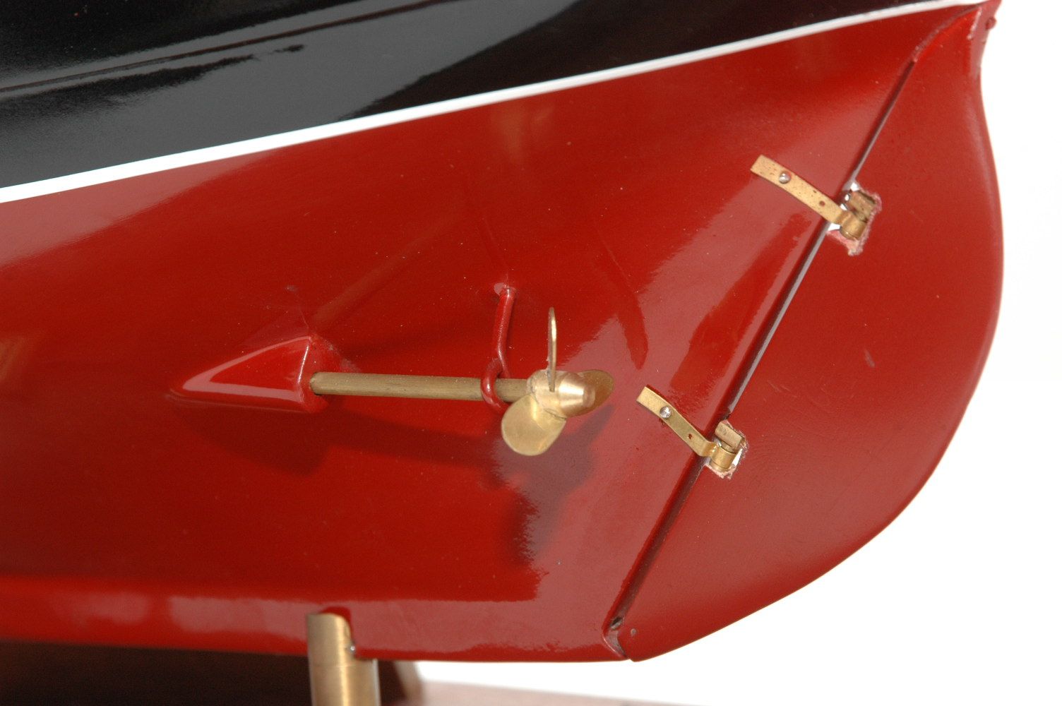 654-6208-Jolie-Brise-Model-Yacht-Premier-Range.jpg