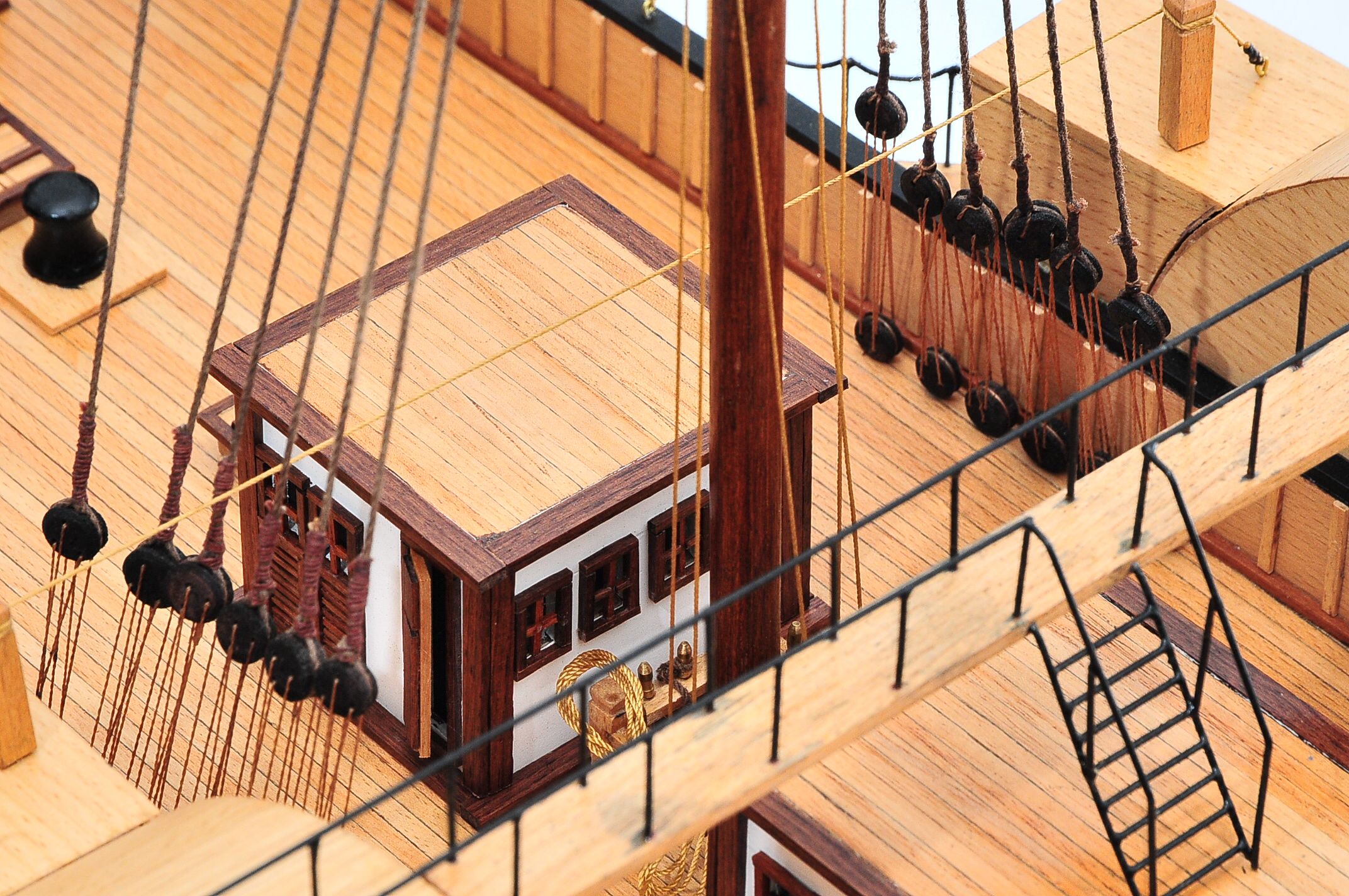 668-8653-California-Model-Ship-Premier-Range.jpg