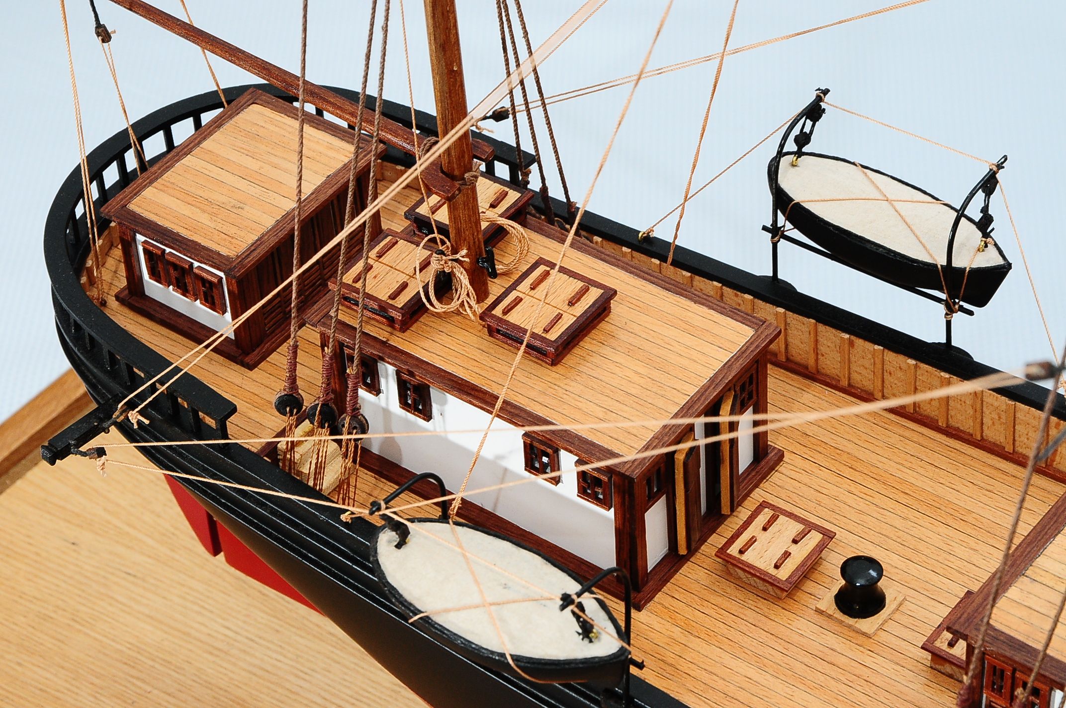668-8656-California-Model-Ship-Premier-Range.jpg