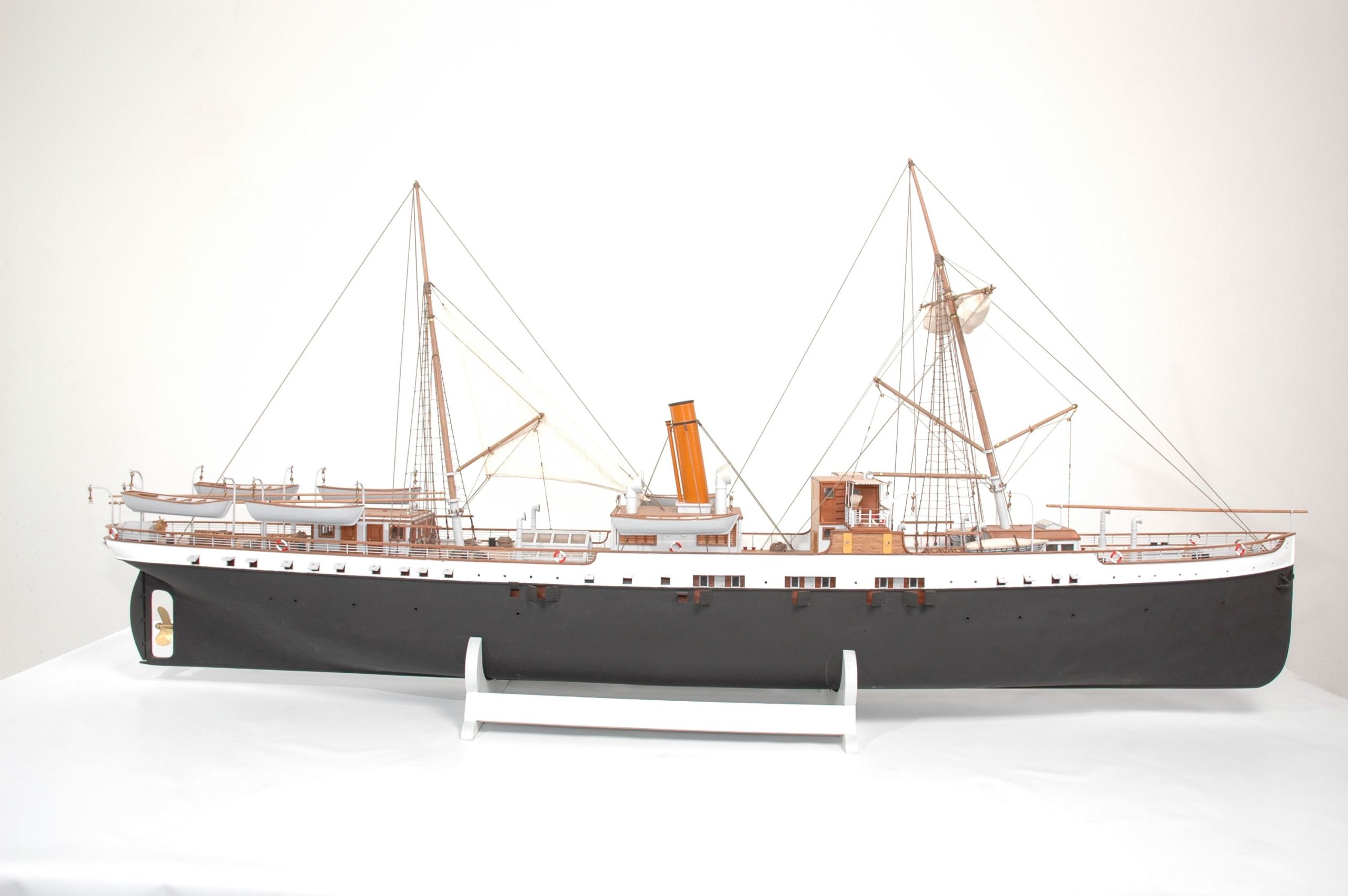 G G Loudon Display Ship Model (Premier Range) - Premier Ship Models