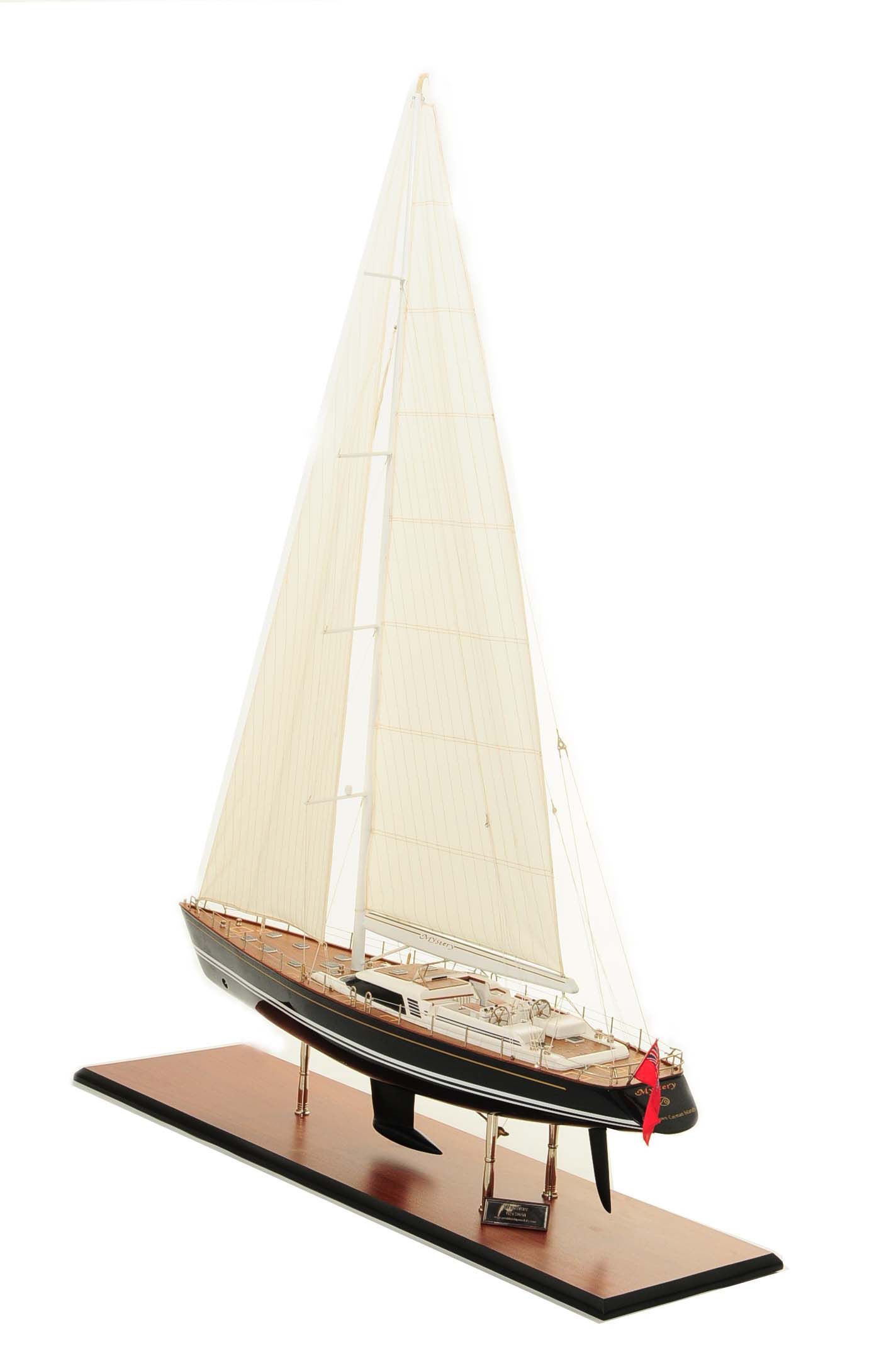 709-6072-Mystery-Model-Yacht.jpg