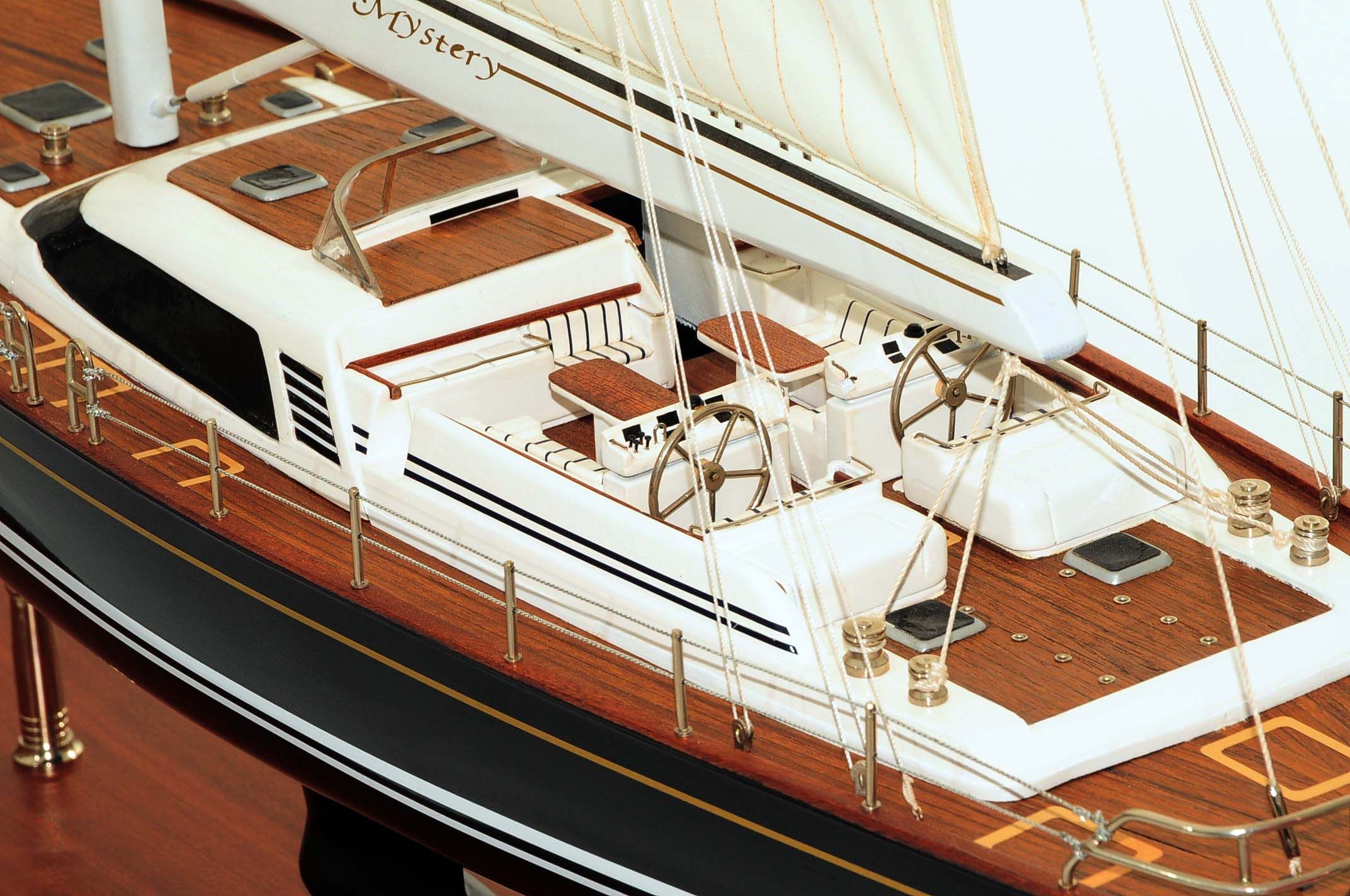 709-6074-Mystery-Model-Yacht.jpg