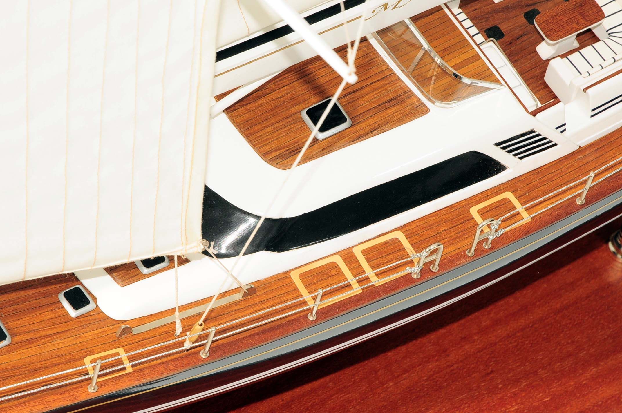 709-6077-Mystery-Model-Yacht.jpg