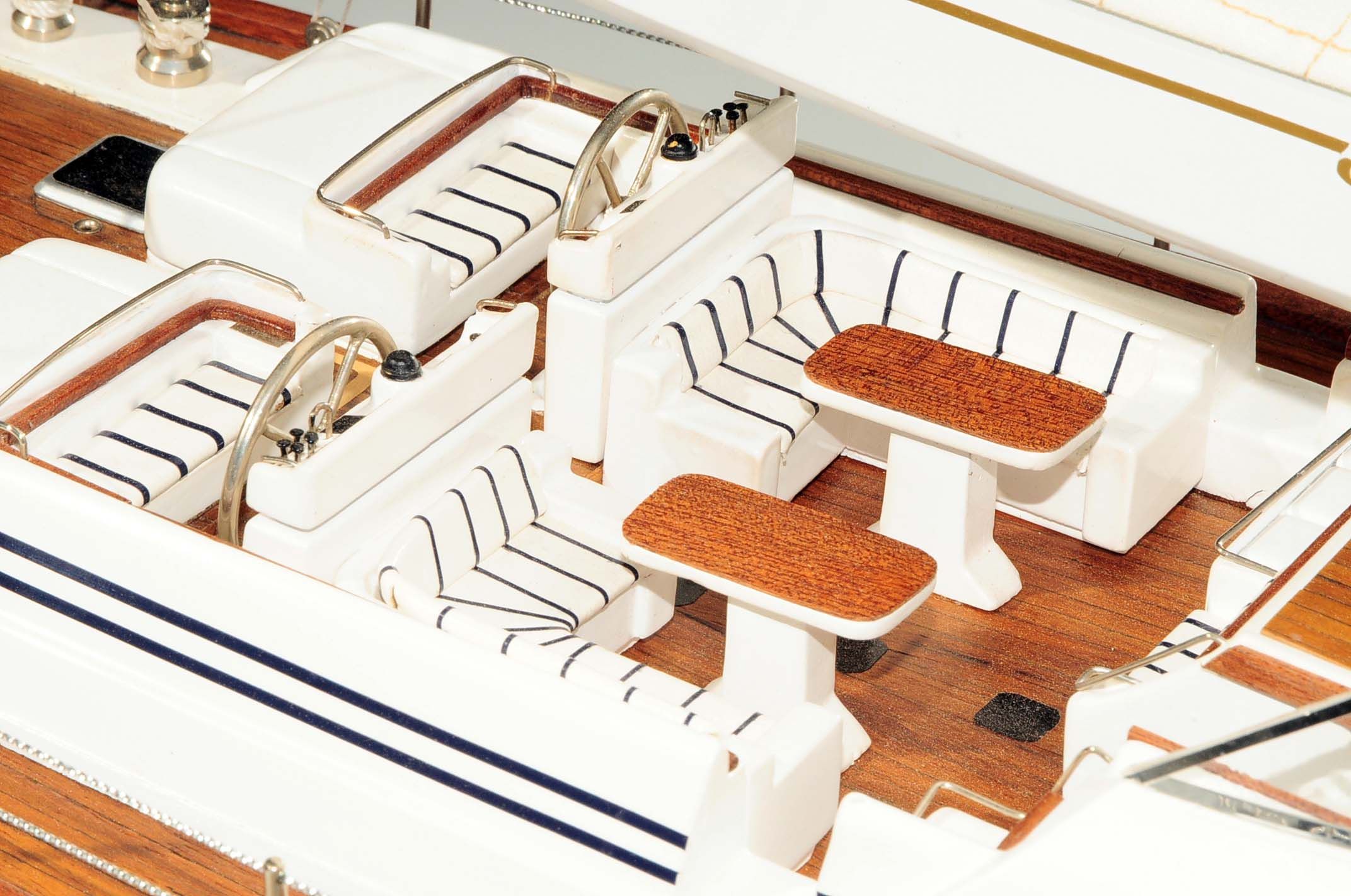 709-6082-Mystery-Model-Yacht.jpg