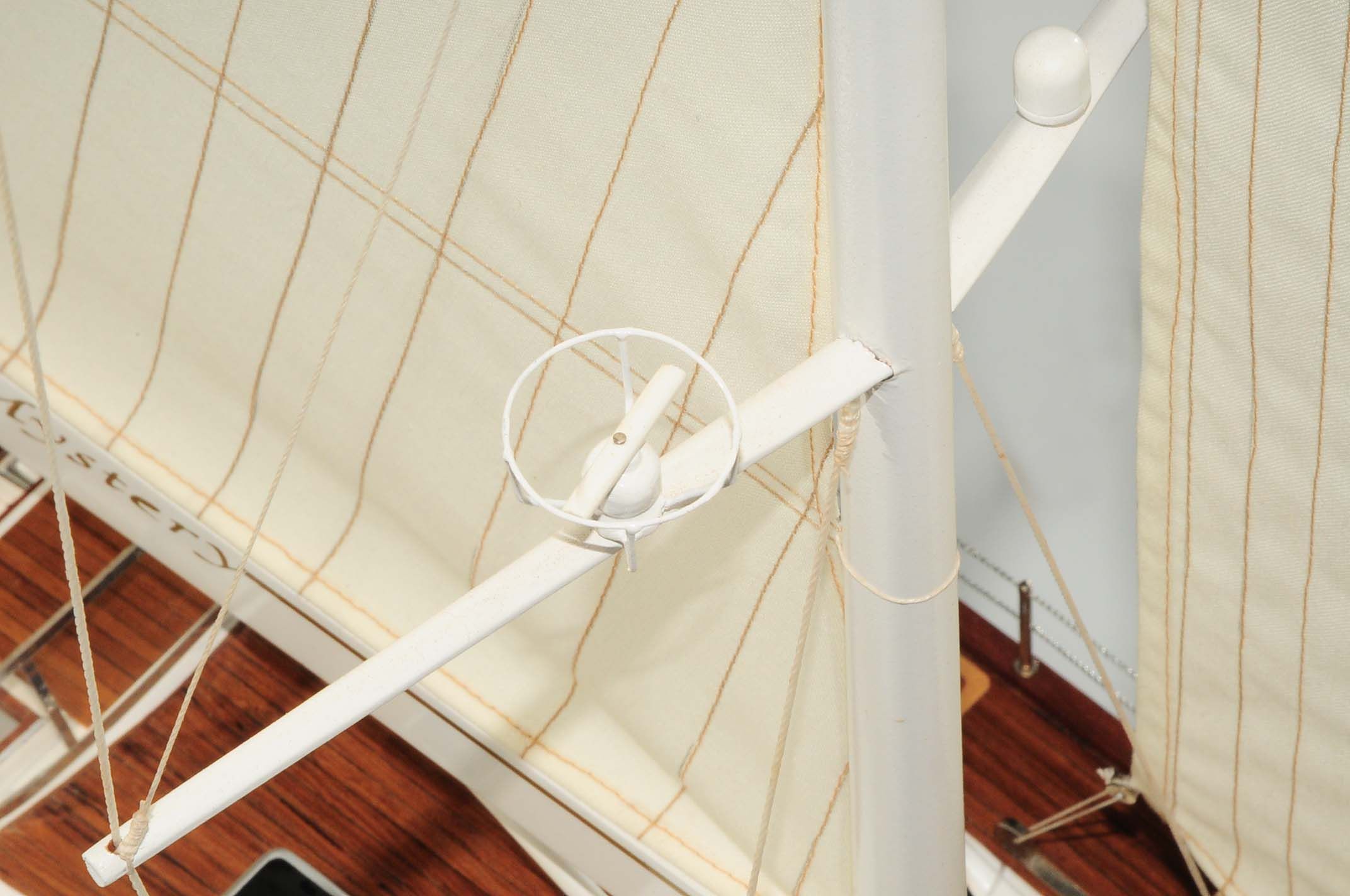 709-6083-Mystery-Model-Yacht.jpg